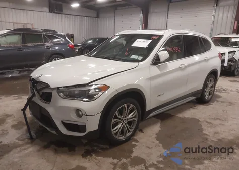 2017 BMW X1 xDrive28I z USA, uszkodzony, nr VIN WBXHT3Z30H4A65725